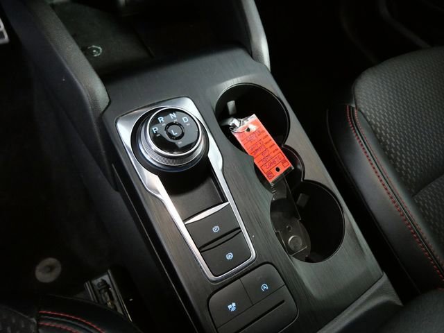 Certified 2024 Ford Escape ST-Line Select AWD/4WD image 19