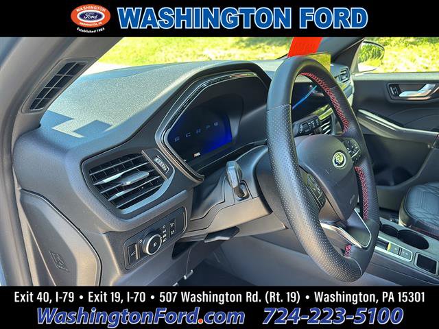 Certified 2024 Ford Escape ST-Line Elite w/ Premium Technology Package AWD/4WD image 13