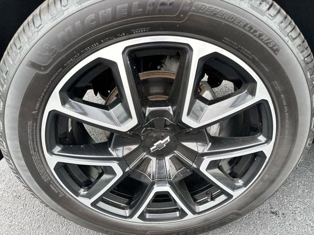 Used 2021 Chevrolet Tahoe RST w/ Luxury Package image 11