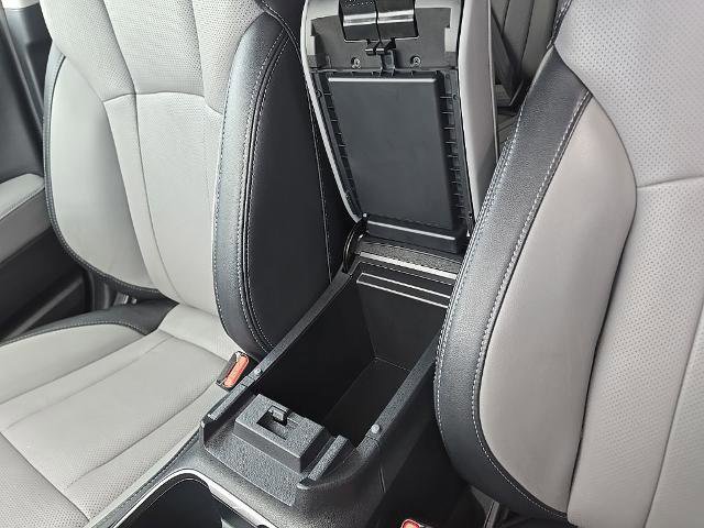 Used 2024 Subaru Outback Limited AWD/4WD image 38