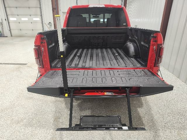 Certified 2019 Ford F150 Raptor w/ Equipment Group 802A Luxury image 33