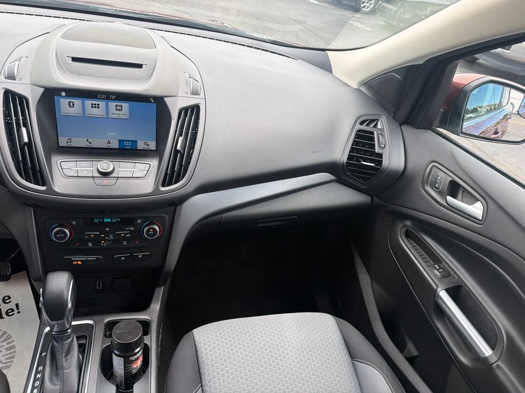 Certified 2018 Ford Escape SE w/ SE Sync 3 Package FWD image 21