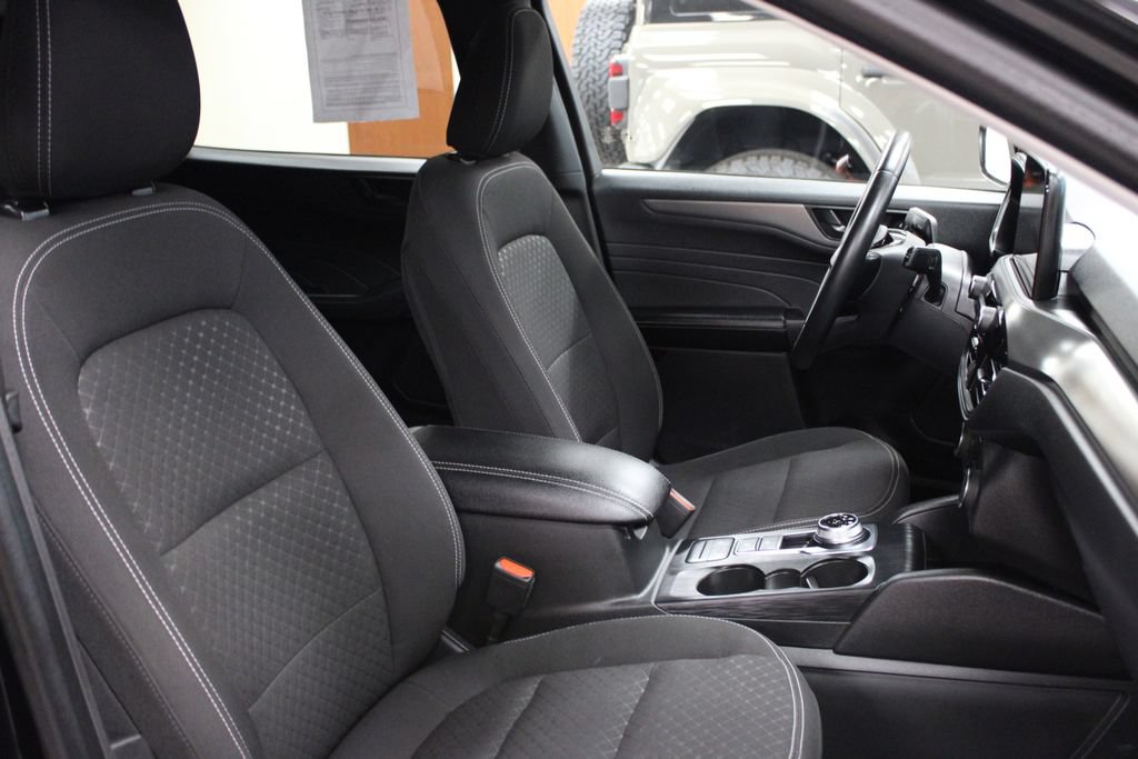Certified 2024 Ford Escape Active w/ Cold Weather Package FWD image 55
