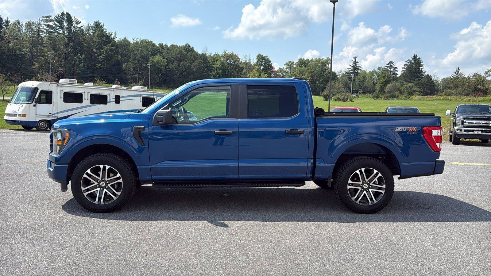 Certified 2023 Ford F150 XL AWD/4WD image 4