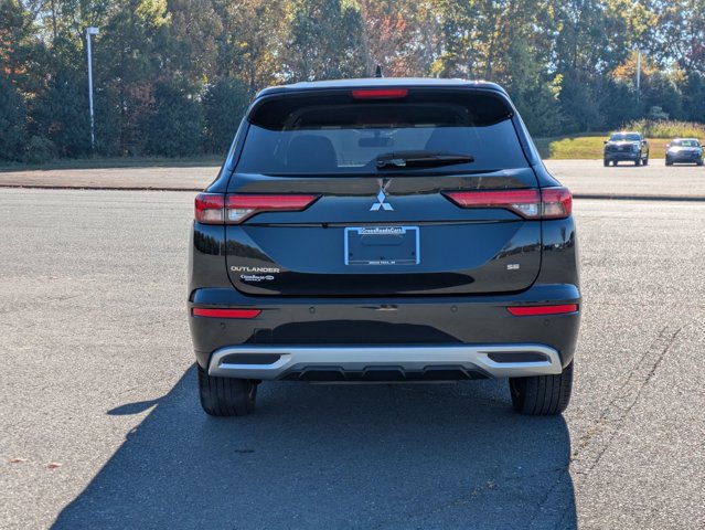 Used 2024 Mitsubishi Outlander SE Black Edition image 4
