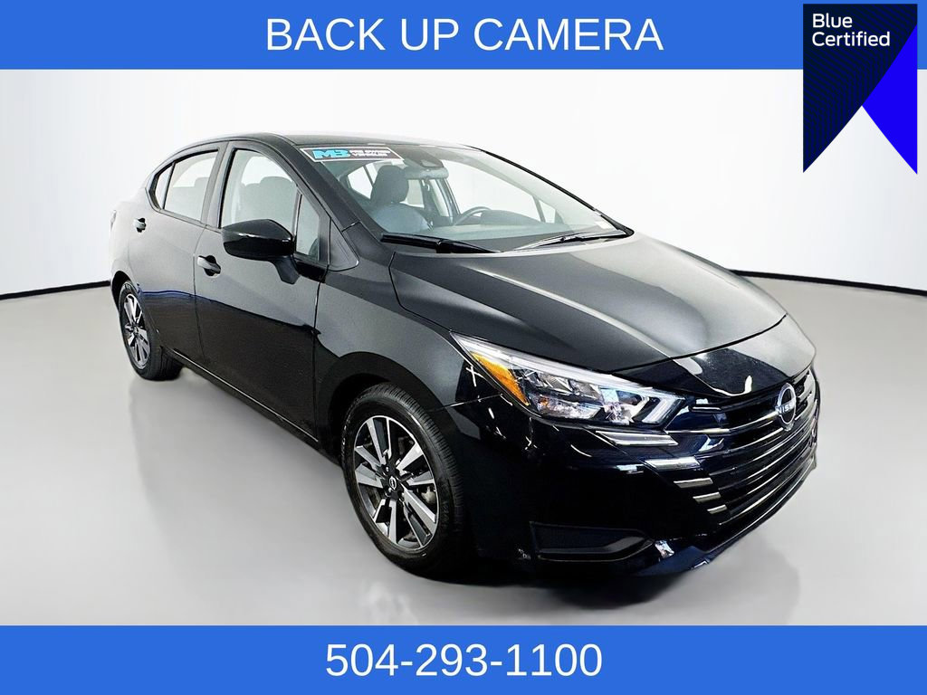 Used 2025 Nissan Versa SV image 1