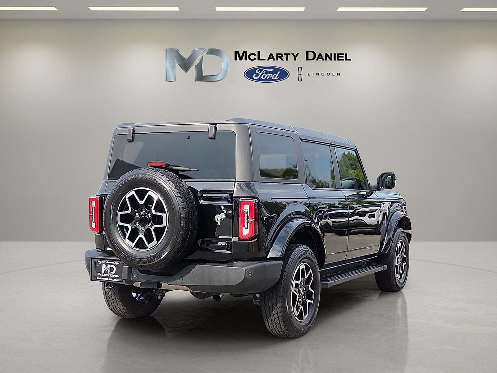 Certified 2024 Ford Bronco Outer Banks AWD/4WD image 5