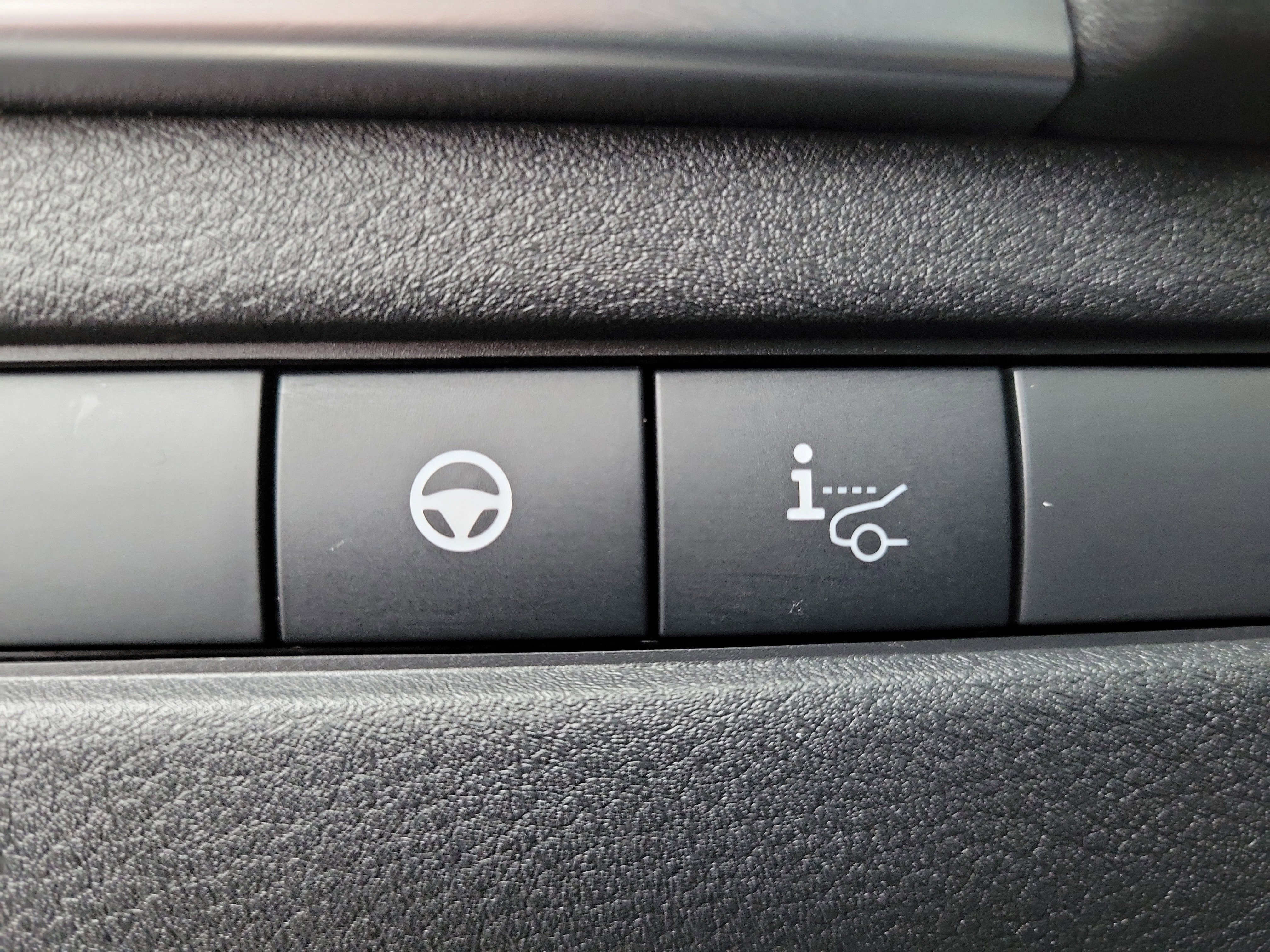 Used 2023 Nissan Rogue Platinum w/ Platinum Premium Package image 21