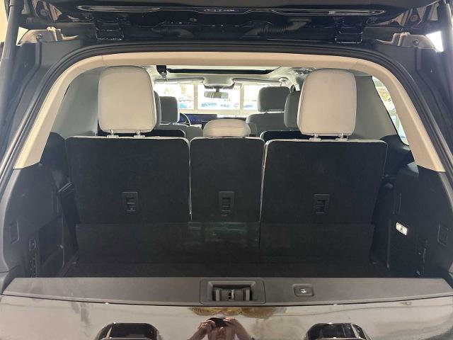 Certified 2025 Ford Expedition Platinum w/ Driver's Package AWD/4WD image 26