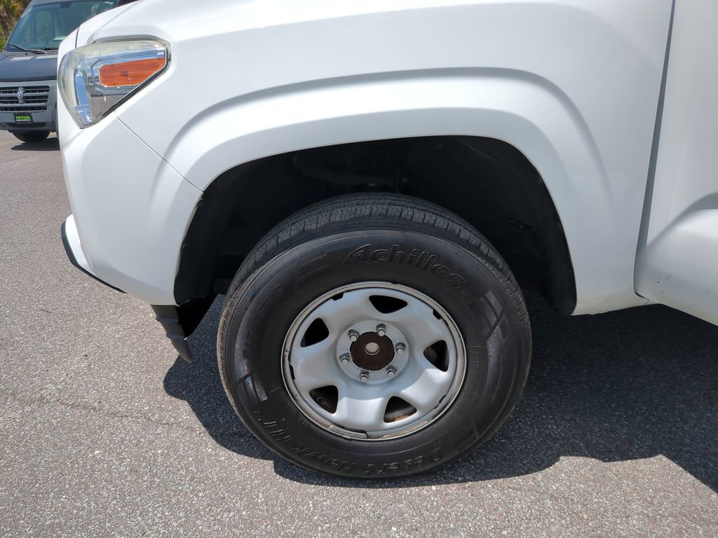 Used 2020 Toyota Tacoma SR w/ SR Convenience Package RWD image 23