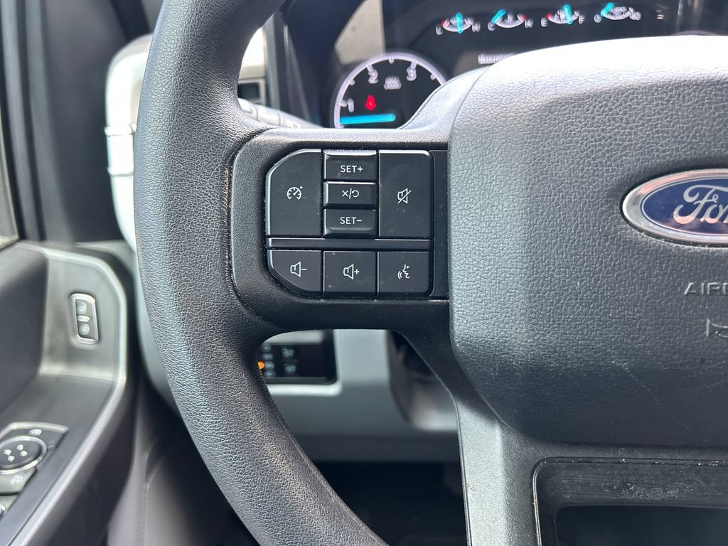 Certified 2025 Ford F250 XLT w/ FX4 Off-Road Package AWD/4WD image 38