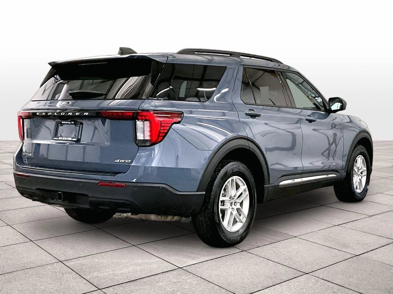 Certified 2025 Ford Explorer Active image 11