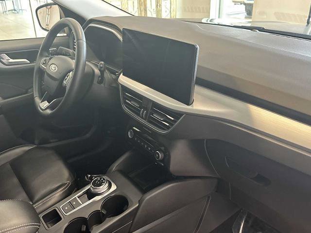 Certified 2024 Ford Escape Platinum image 28