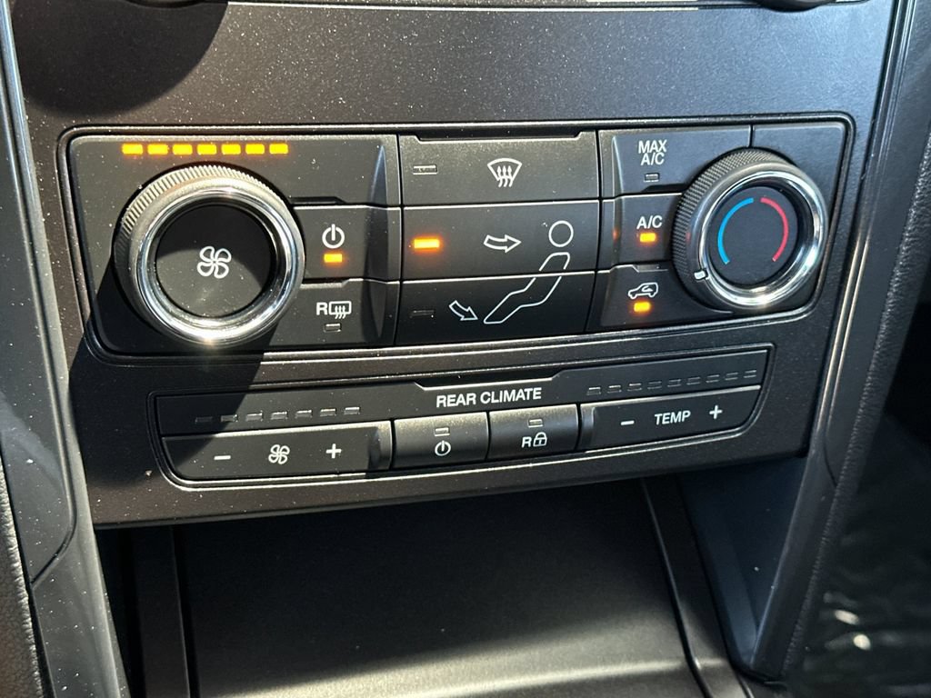 Certified 2019 Ford Explorer XLT w/ Class III Trailer Tow Package AWD/4WD image 20