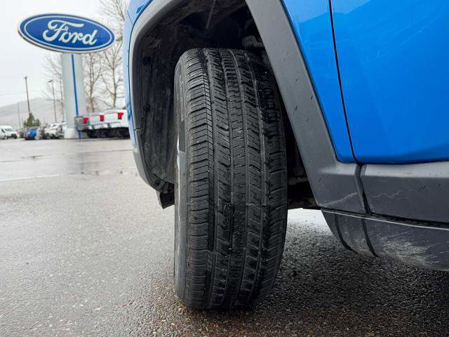 Used 2024 Jeep Compass Latitude image 30