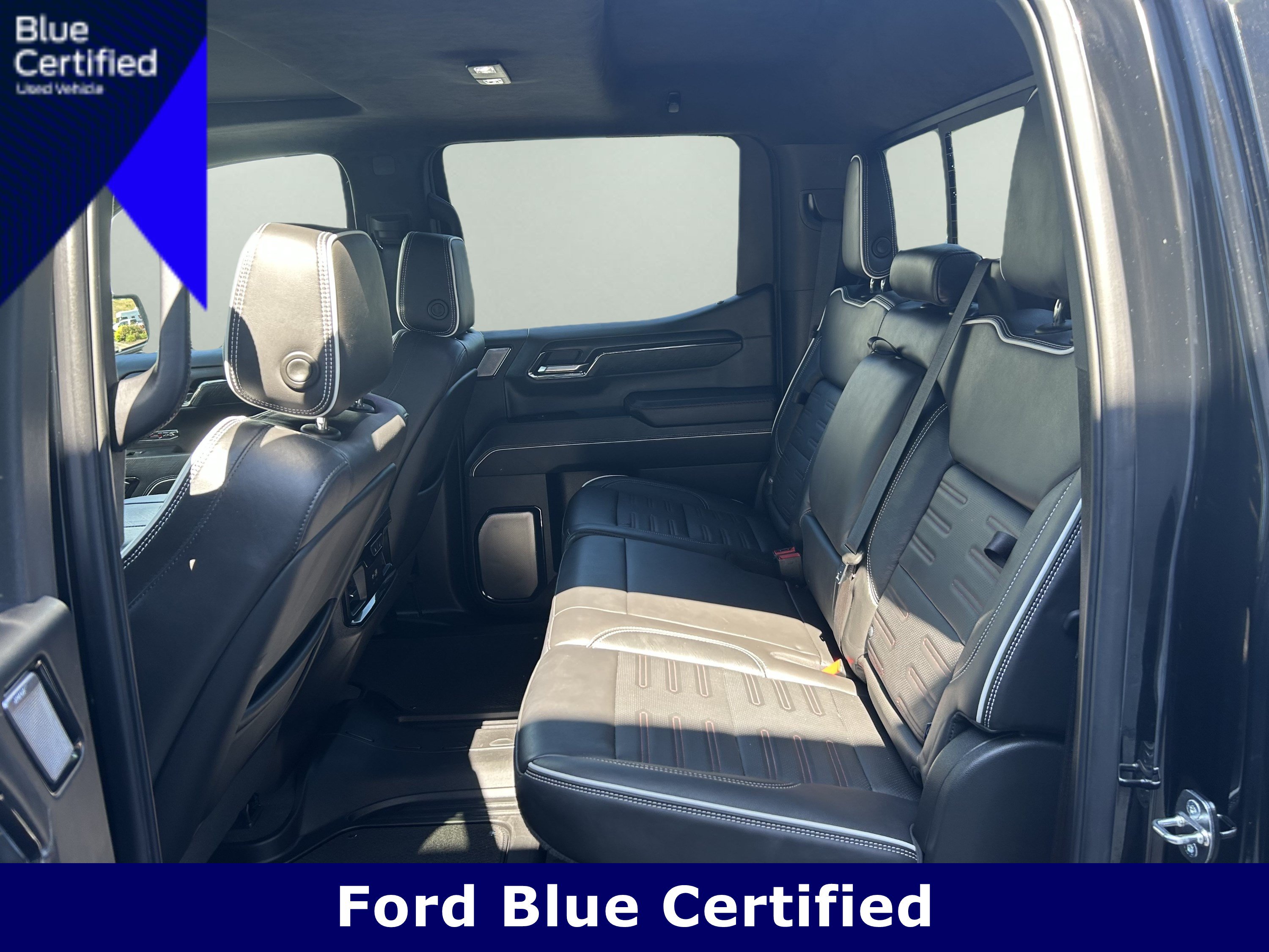 Used 2024 GMC Sierra 1500 AT4X AWD/4WD image 10