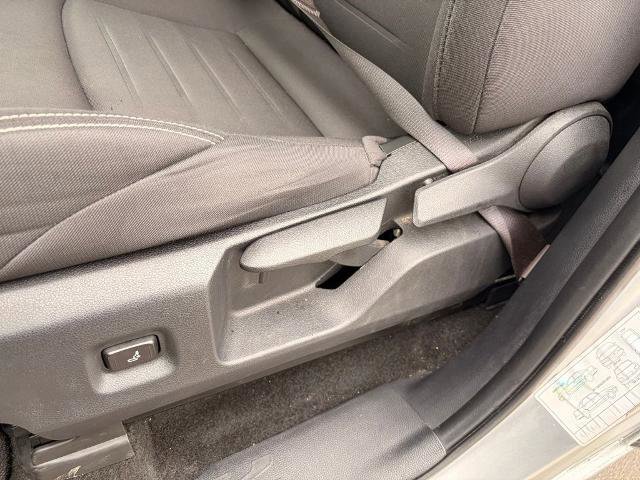 Used 2024 Toyota Tacoma TRD Off-Road AWD/4WD image 14