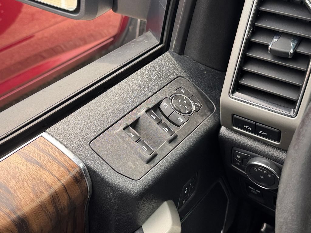 Certified 2018 Ford F150 Lariat AWD/4WD image 33