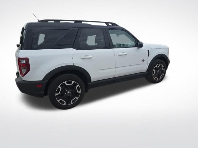 Certified 2023 Ford Bronco Sport Outer Banks w/ Tech Package AWD/4WD image 3