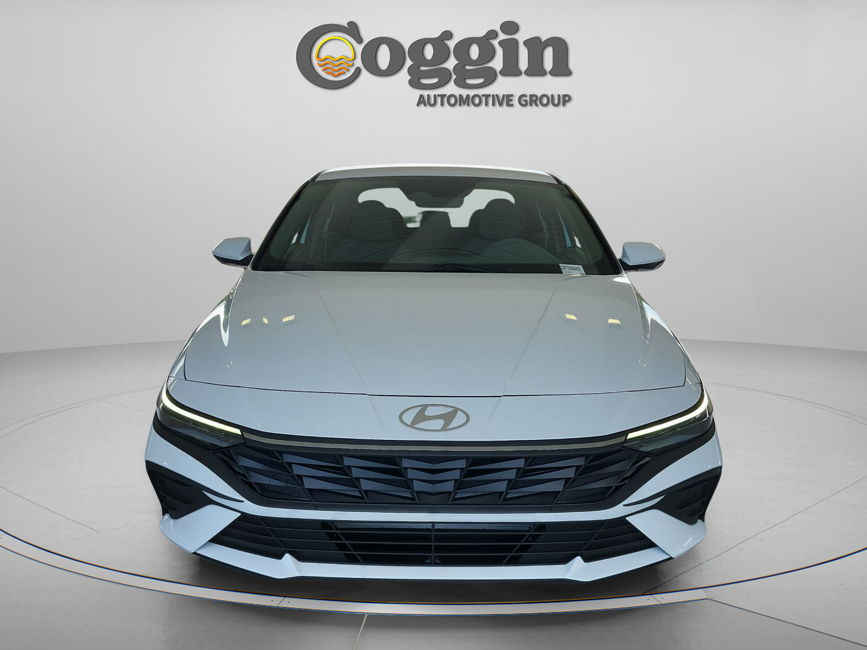 Used 2025 Hyundai Elantra SE FWD image 8
