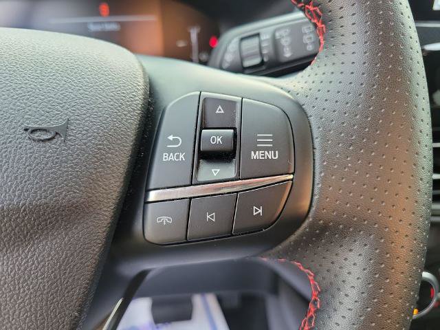 Certified 2025 Ford Escape ST-Line Select AWD/4WD image 21