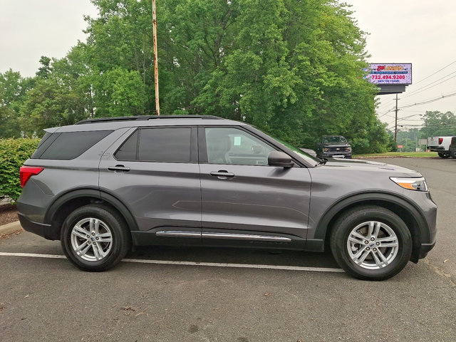 Certified 2023 Ford Explorer XLT w/ Equipment Group 202A AWD/4WD image 11
