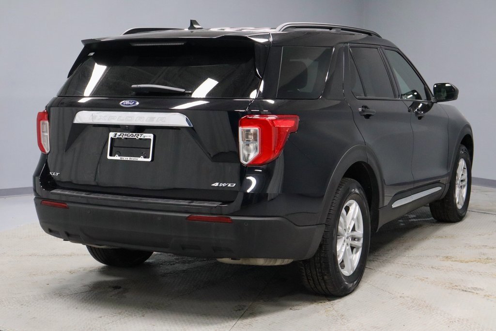 Certified 2023 Ford Explorer XLT image 5