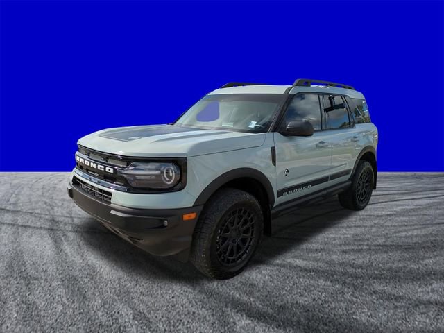 Certified 2023 Ford Bronco Sport Outer Banks AWD/4WD image 8