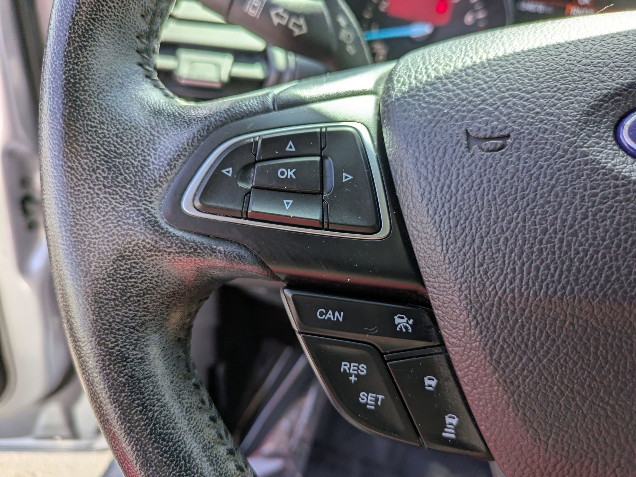 Certified 2019 Ford Escape SEL FWD image 20
