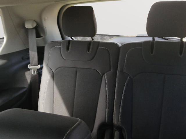 Used 2020 Jeep Grand Cherokee Limited w/ Luxury Group II image 22