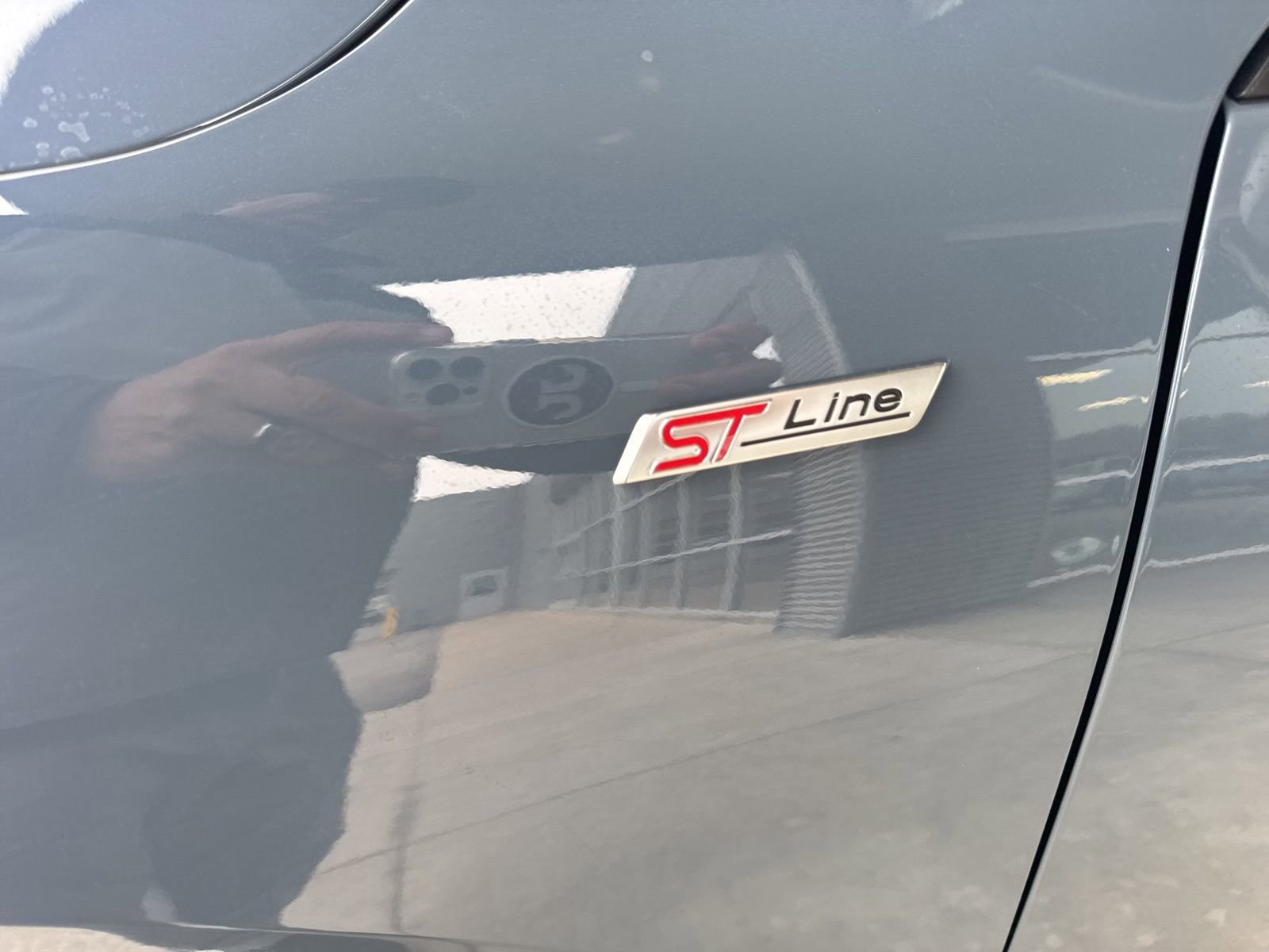 Certified 2024 Ford Escape ST-Line w/ Tech Pack #1 image 15