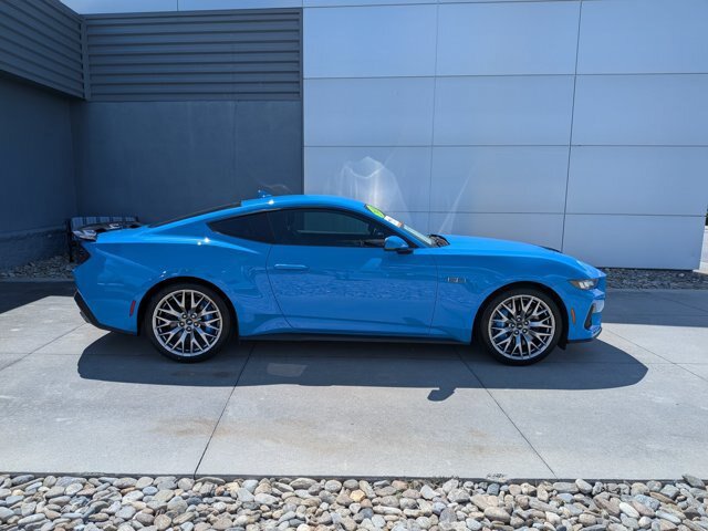 Certified 2024 Ford Mustang GT Premium RWD image 3