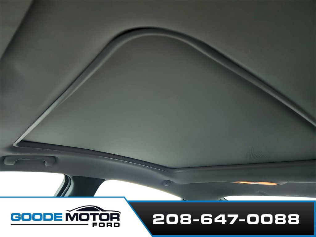 Used 2023 Chevrolet Malibu LT image 11