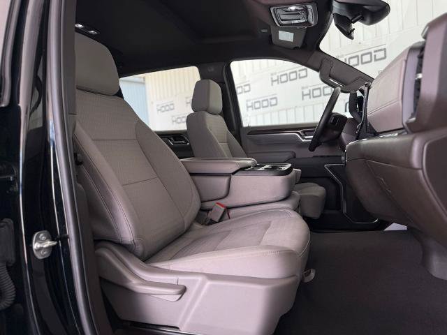 Used 2025 Chevrolet Silverado 1500 LT RWD image 5