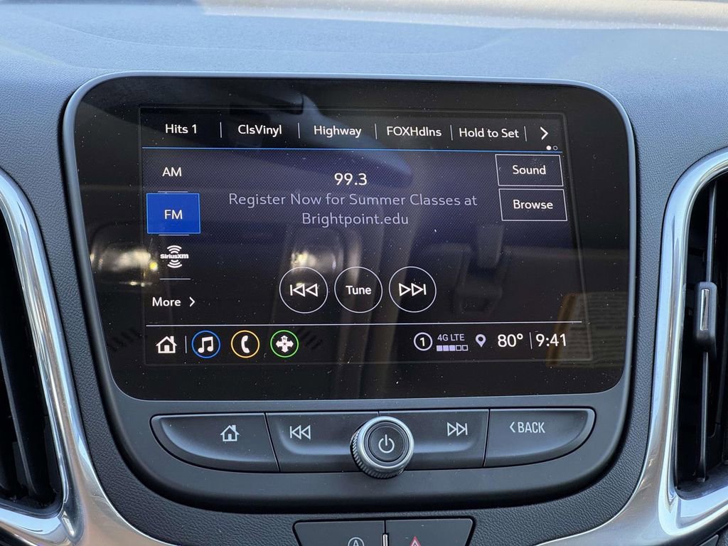 Used 2024 Chevrolet Equinox LT FWD image 3