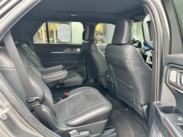Certified 2025 Ford Explorer ST w/ Sun And Sound Package image 49
