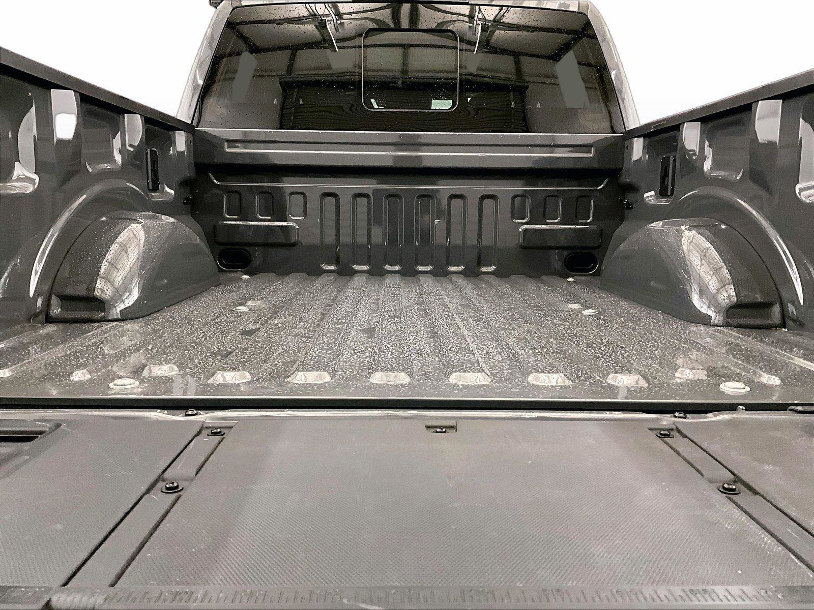 Certified 2021 Ford F150 Raptor w/ Equipment Group 801A High AWD/4WD image 33