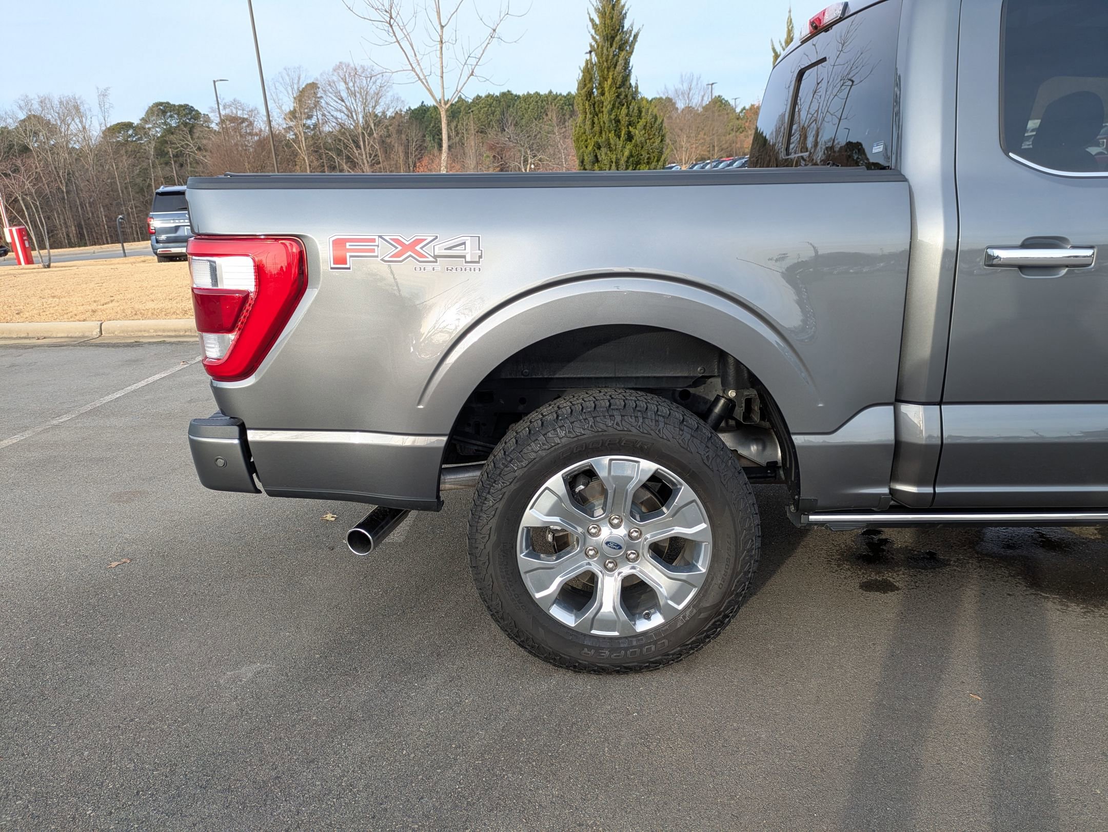 Certified 2022 Ford F150 Platinum w/ Equipment Group 701A High image 40