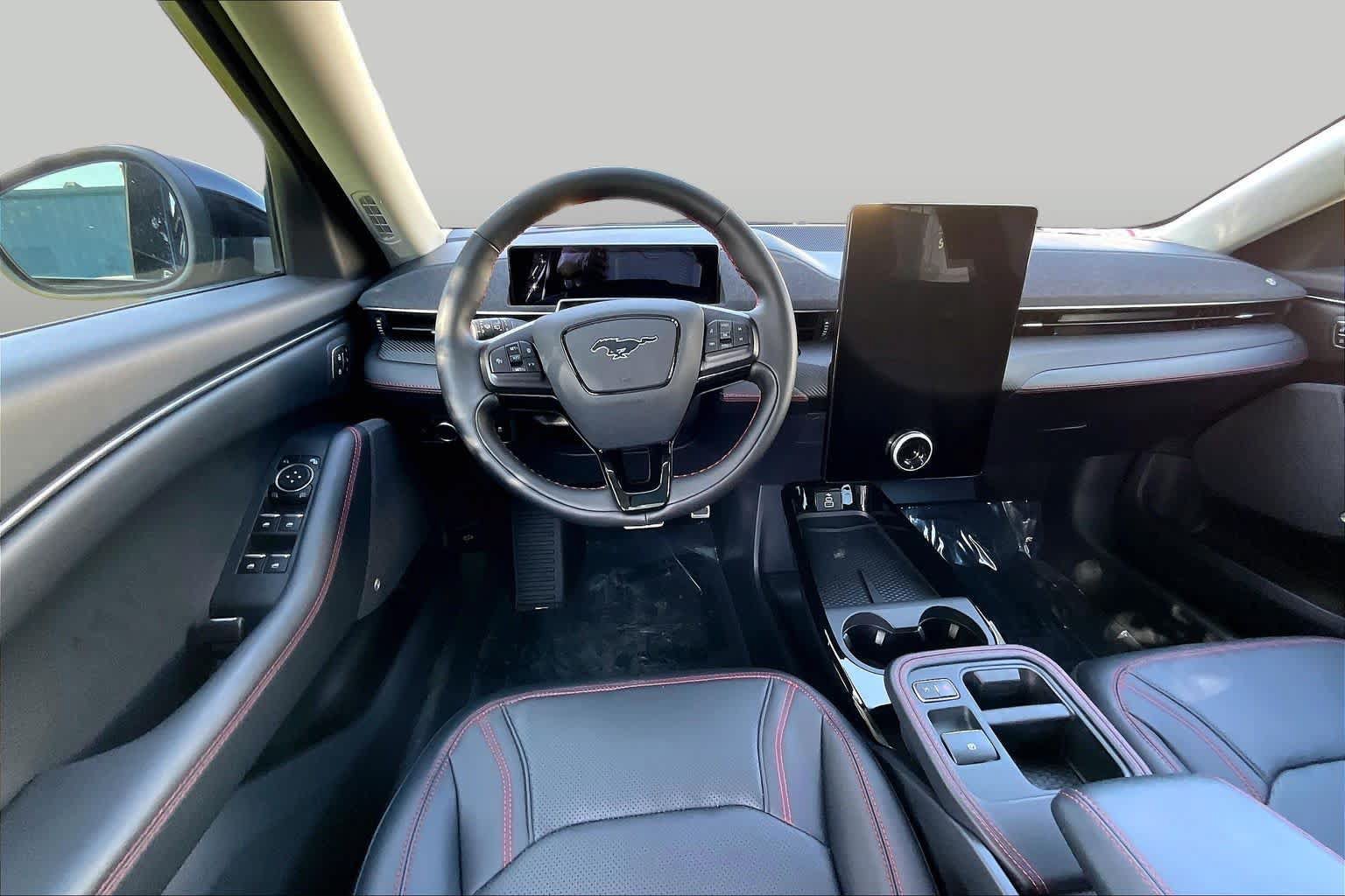 Certified 2025 Ford Mustang Mach-E Premium w/ Sport Appearance Package AWD/4WD image 5