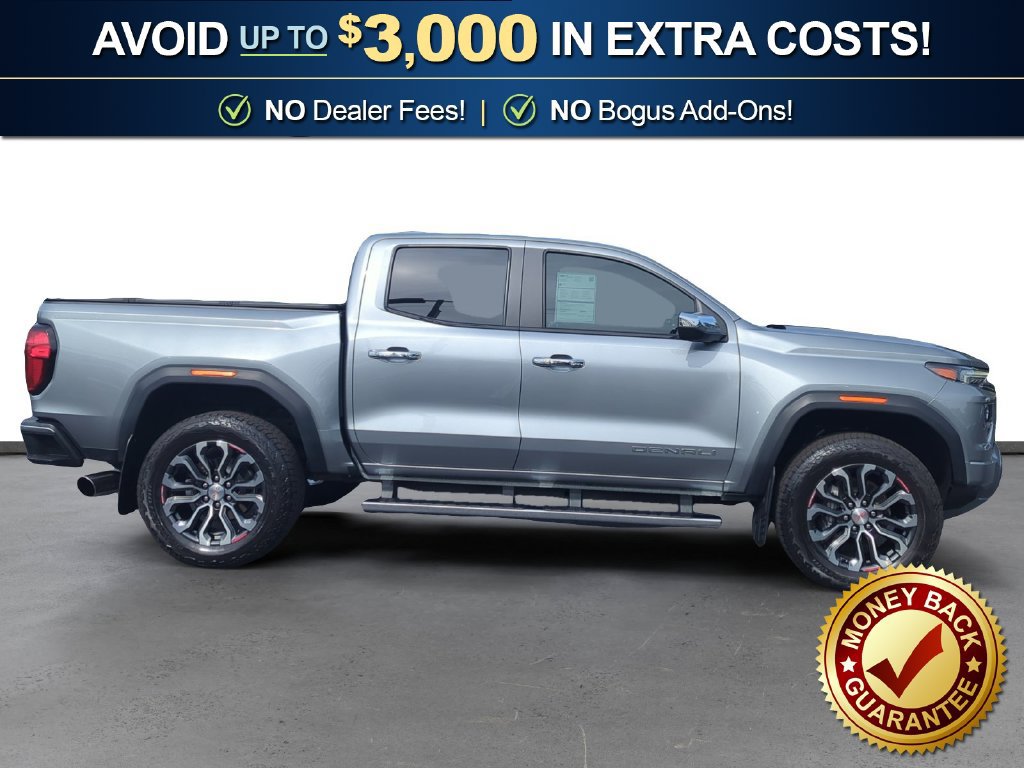 Used 2024 GMC Canyon Denali AWD/4WD image 8