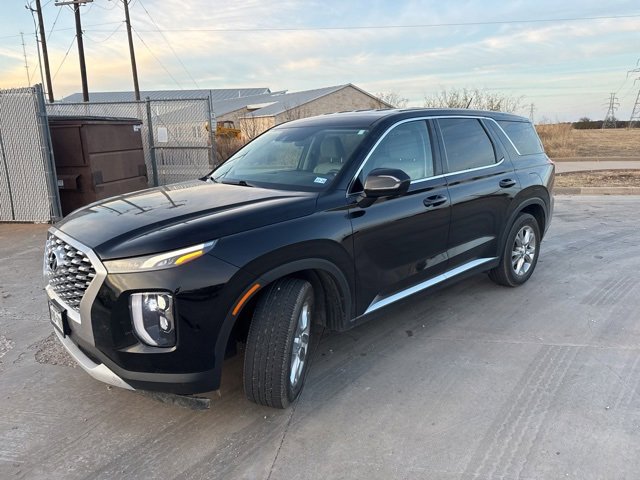 Used 2022 Hyundai Palisade SE image 1