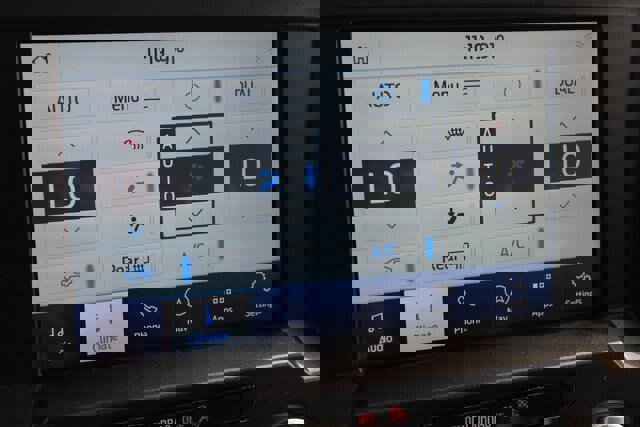 Certified 2020 Ford F150 Platinum w/ Equipment Group 701A Luxury image 28