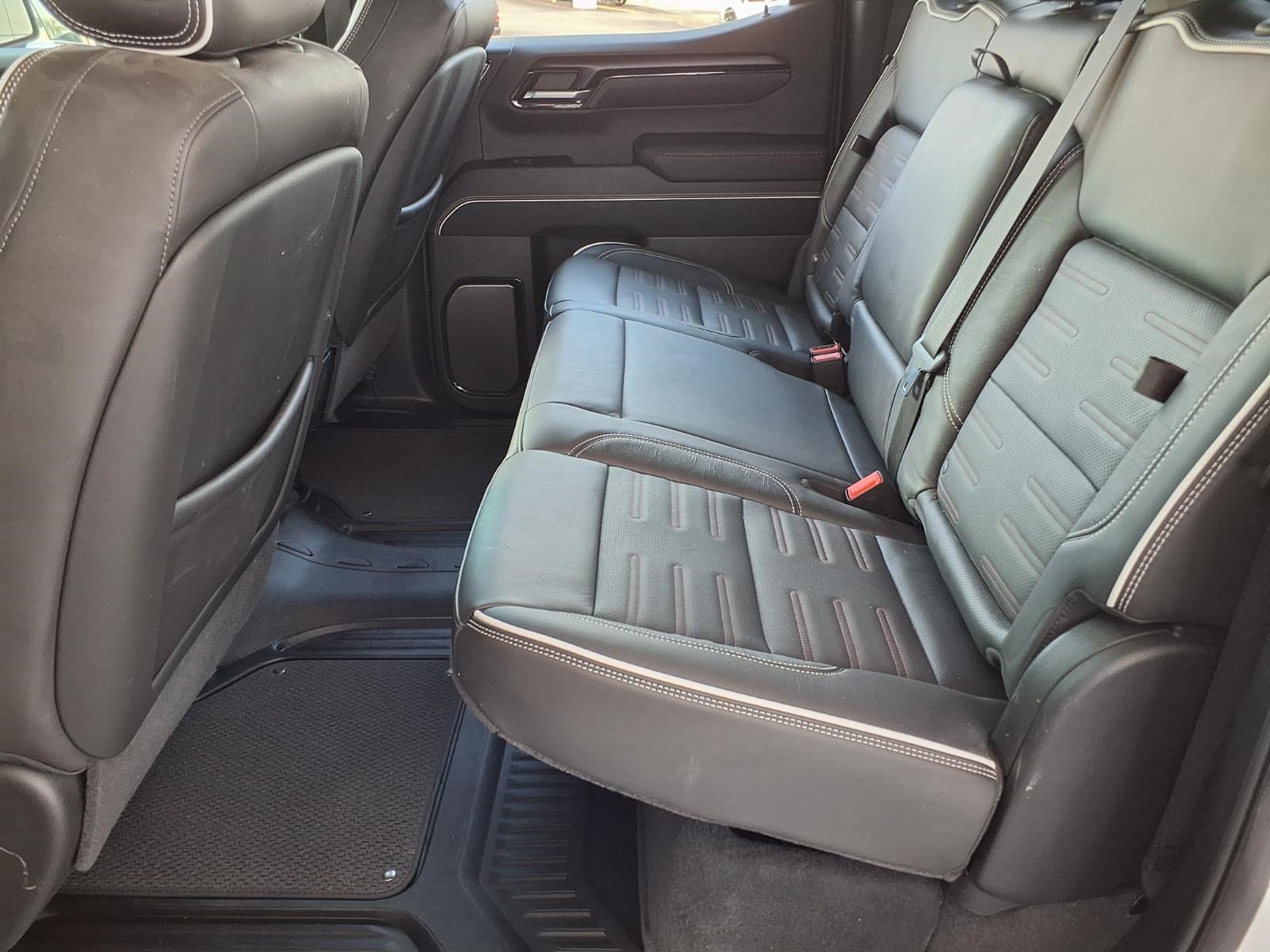 Used 2026 GMC Sierra 1500 AT4X AWD/4WD image 9