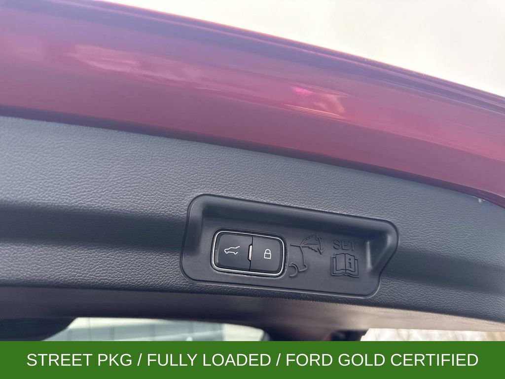 Certified 2024 Ford Explorer ST-Line w/ Class IV Trailer Tow Package image 7