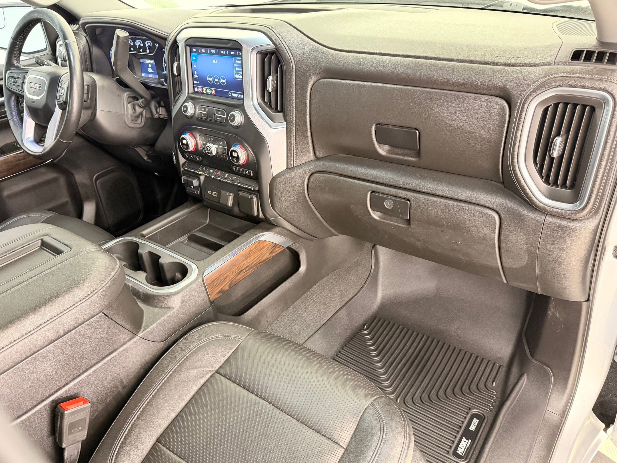 Used 2020 GMC Sierra 1500 SLT image 31