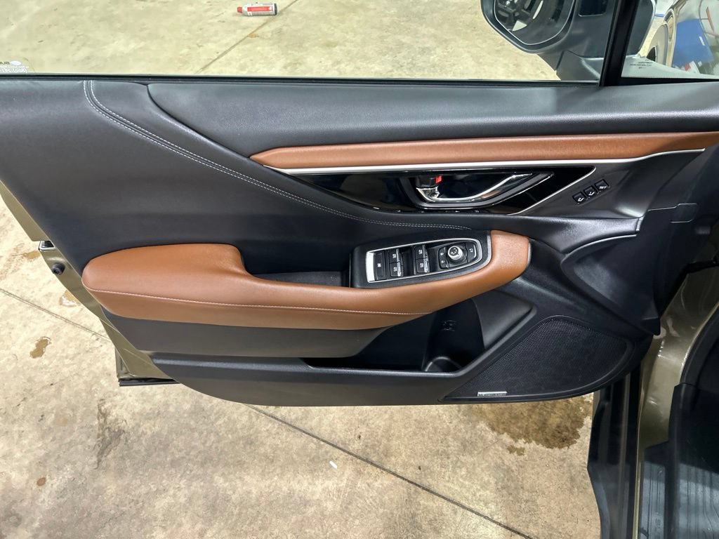 Used 2020 Subaru Outback Touring XT AWD/4WD image 15