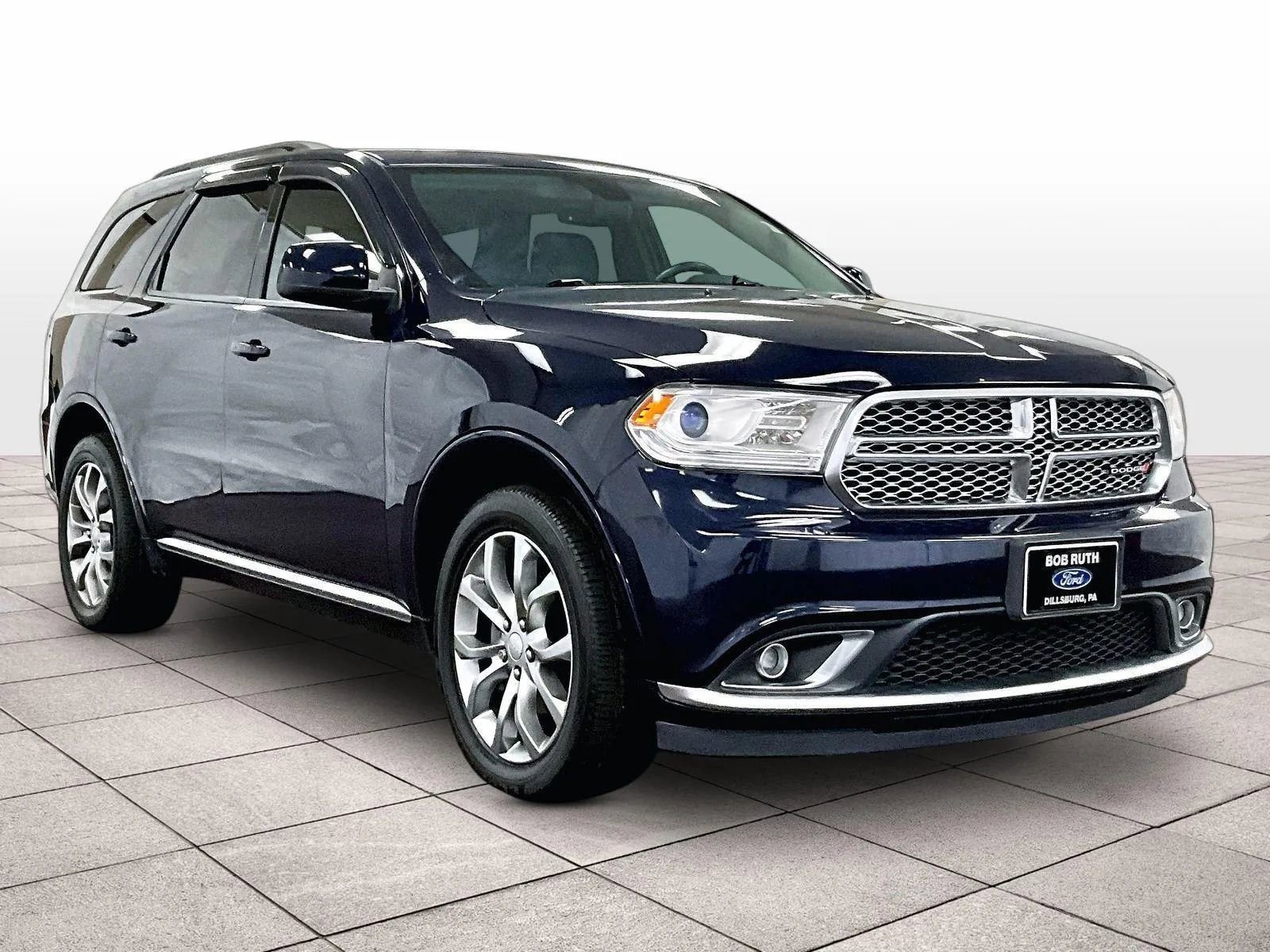 Used 2018 Dodge Durango SXT w/ Quick Order Package 2BB AWD/4WD image 2