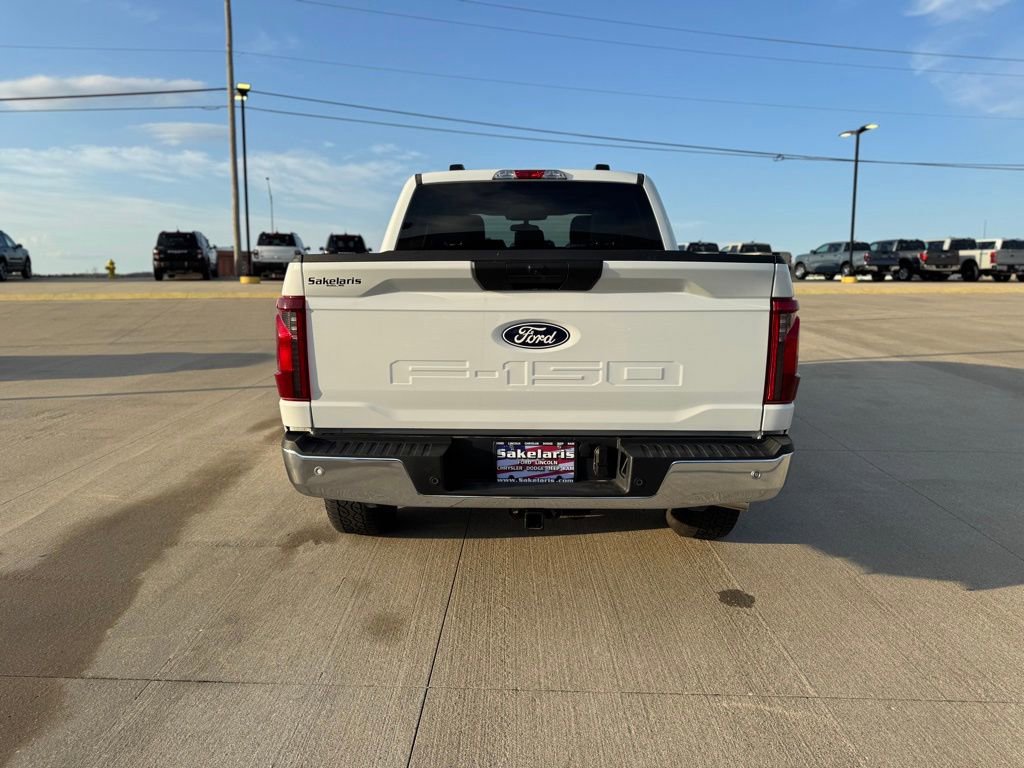 Certified 2025 Ford F150 XLT w/ Equipment Group 301A Standard image 3