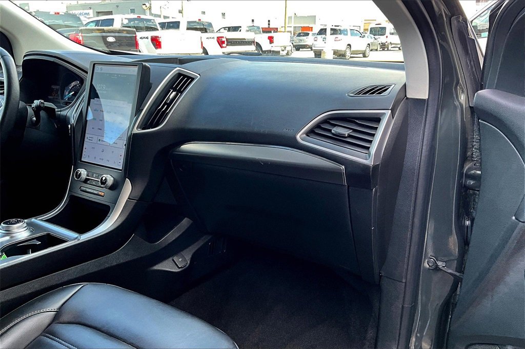 Certified 2022 Ford Edge SEL w/ Convenience Package image 15