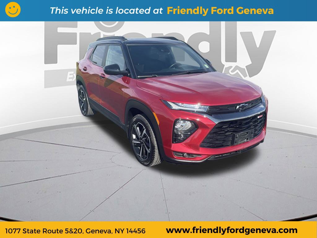 Used 2021 Chevrolet TrailBlazer RS w/ Sun and Liftgate Package AWD/4WD image 3